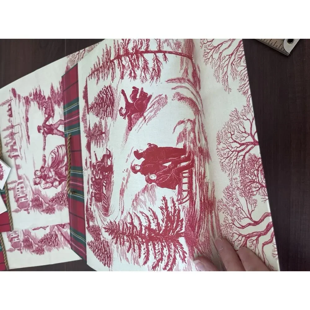 VTG Christmas Hallmark Textured Paper Gift Bag Elegant Red Set Of 3 With Tag New